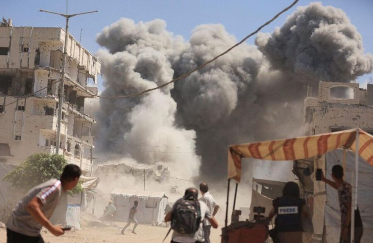 Israeli airstrike on Gaza ۱