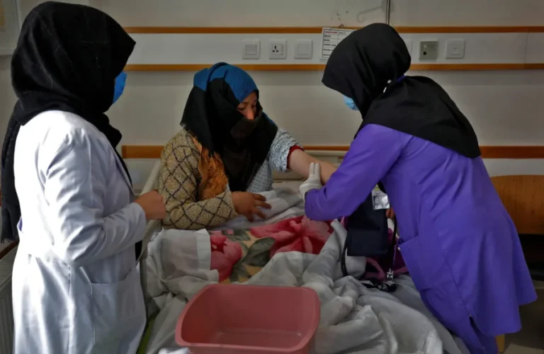 Providing health services to women in Afghanistan