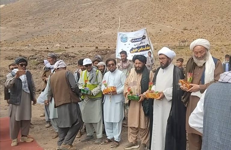Residents of Maidan Wardak are building a storage dam