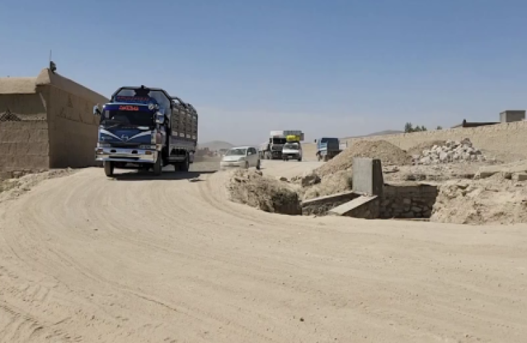 Road in Maidan Wardak