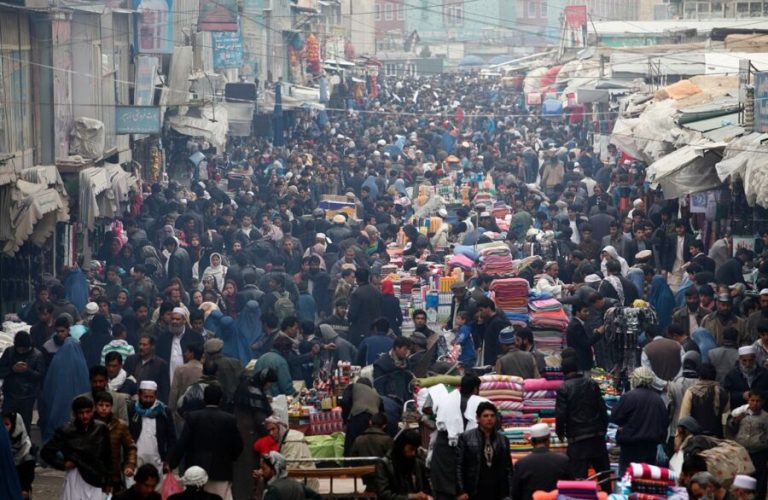 KABUL, 23 August 2017 - A view of the popular Mandawi market in Kabul bustling with trade.Photo UNAMA / Fardin Waezi.