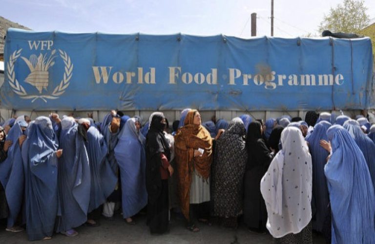 World-Food-Programme-distribution-getty-640x480-1-r87m5vbx8dy0q53seond2wwnsx8u1s1fi18eu2vki0