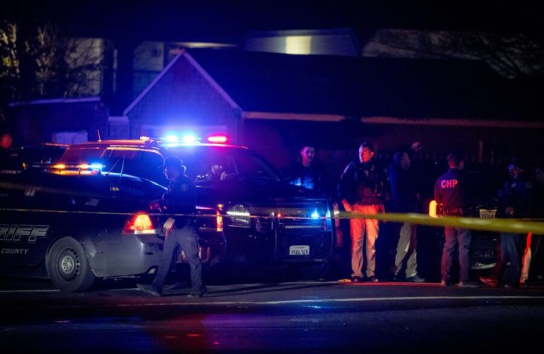 First responders at scene of a mass shooting Saturday, Nov. 29, 2025, in Stockton, Calif. (AP Photo/Ethan Swope)