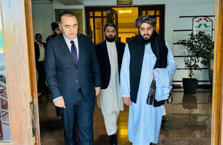 e04fff5c-9526-4974-b06f-0d8e9369b3fe