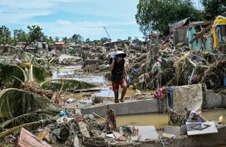 philippinestyphoonweather