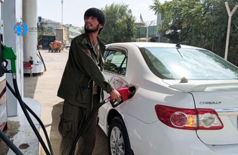 تیل‌فروشی‌ 4