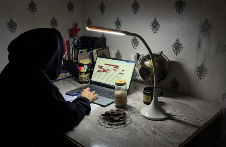 نبود برق در افغانستان